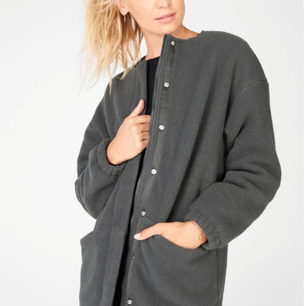 DONATED Fabletics Gray/Black Women's Jacket